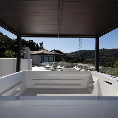 Βίλα Jacuzzi Del Geranio *