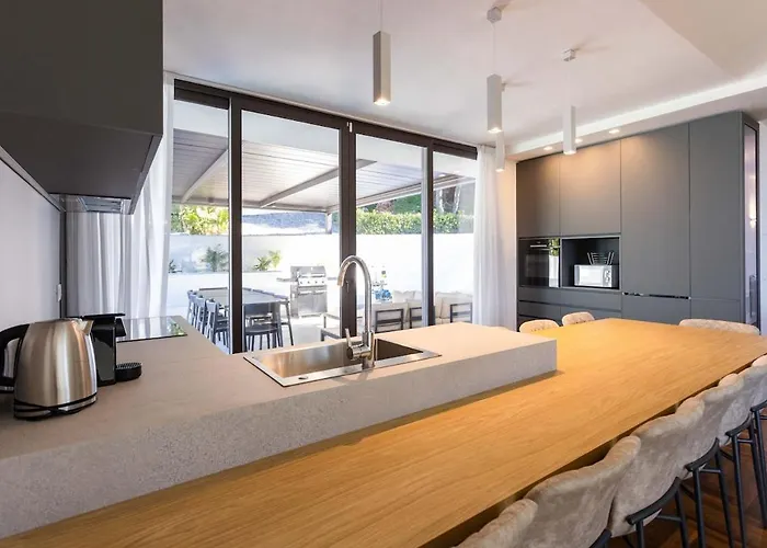 Jacuzzi Del Geranio Βίλα *