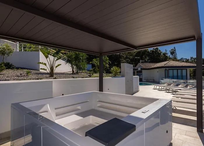 Jacuzzi Del Geranio Βίλα Cefalù